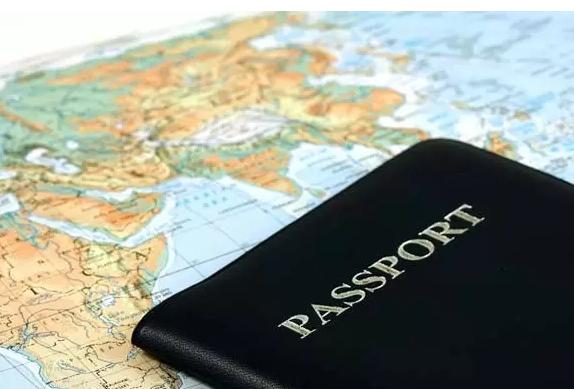 多米尼克移民骗局