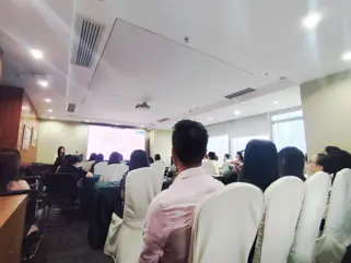 Upholding Compliance Standards! WorldWay Conducts All-Staff Training on New Exit-Entry Regulations
